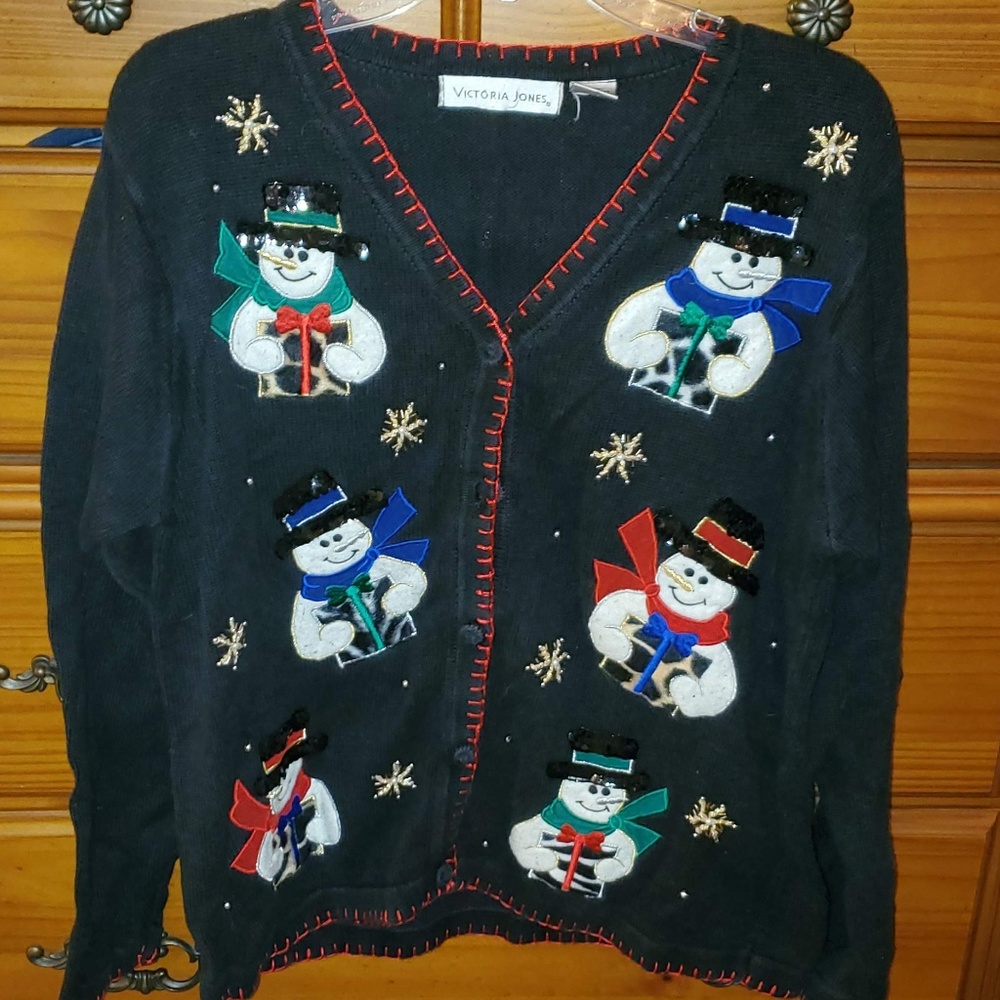Snowmen vintage holiday themed sweater